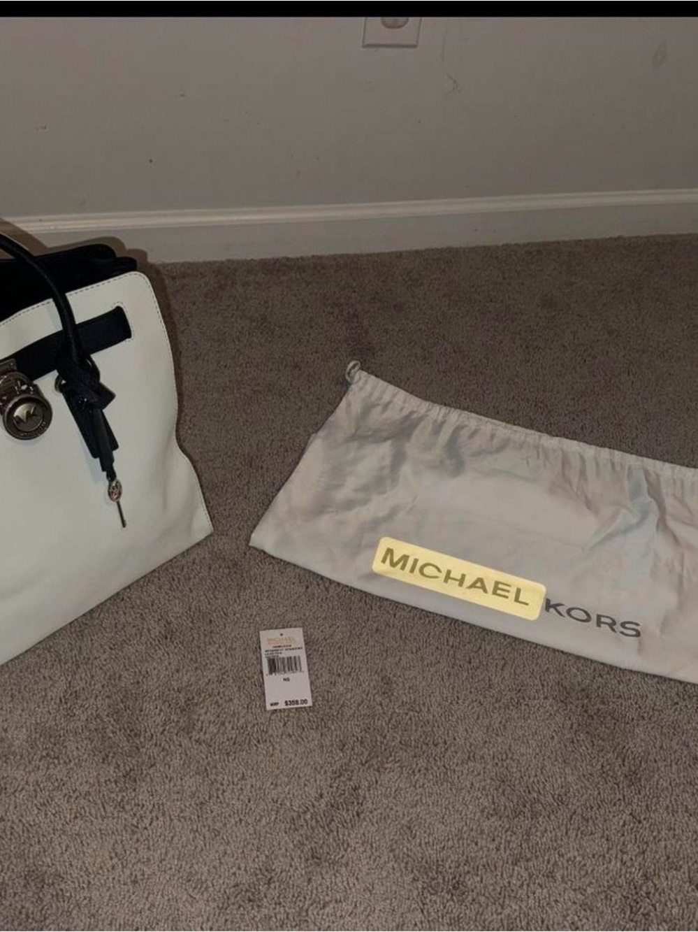 Michael Kors White and Black Hamilton Large Tote - Leather